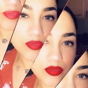 Meet your Posher, Yamessi